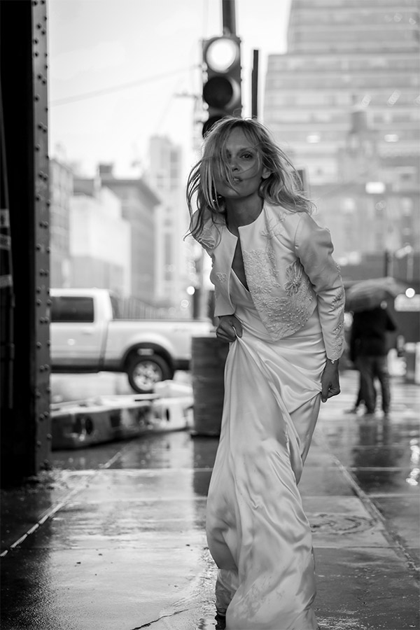 Robe de mariage Paris - Robes de mariée modernes - LOVE IS LIKE A ROSE -